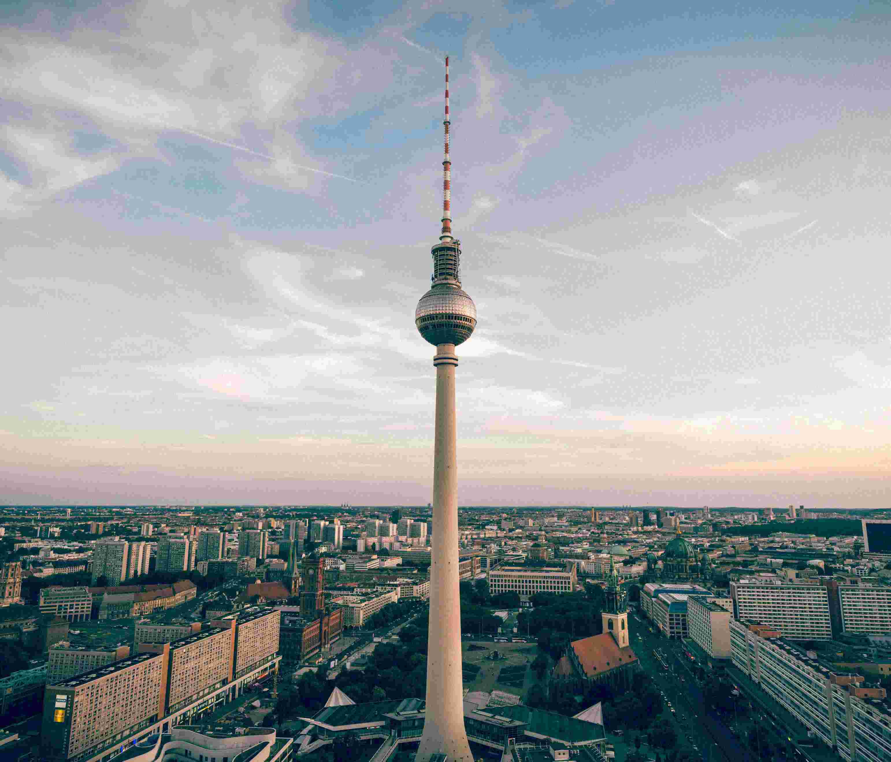 柏林电视塔（德国十大电视塔） 第1张