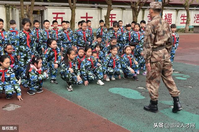 中国有多少军人,百万大裁军档案 第1张