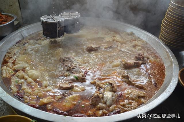 牛肉汤怎么做好吃又嫩 牛肉汤做法和配方分享 第1张
