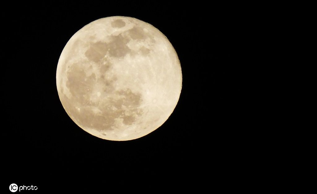 超等月球图片如实（本年初次“超等月球”现身夜空） 第8张