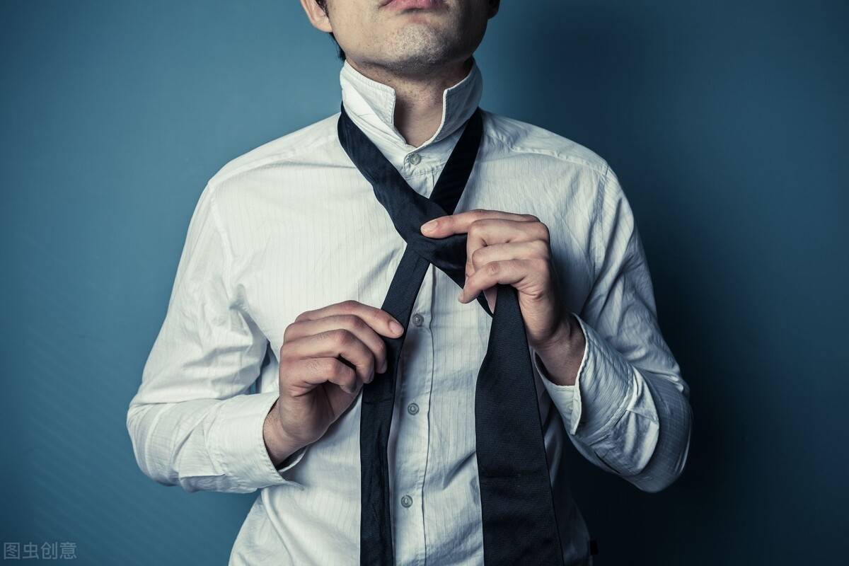 如何带领带(领带怎么打男士慢动作) 第1张