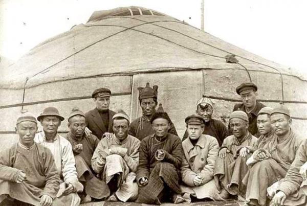 蒙古国有汉族人吗（蒙古国一共有多少个民族） 第2张
