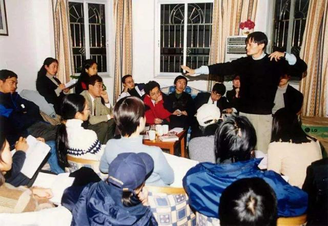 马云:简历 个人资料经历,马云阿里巴巴创始人从教师逆袭为中国首富 第4张