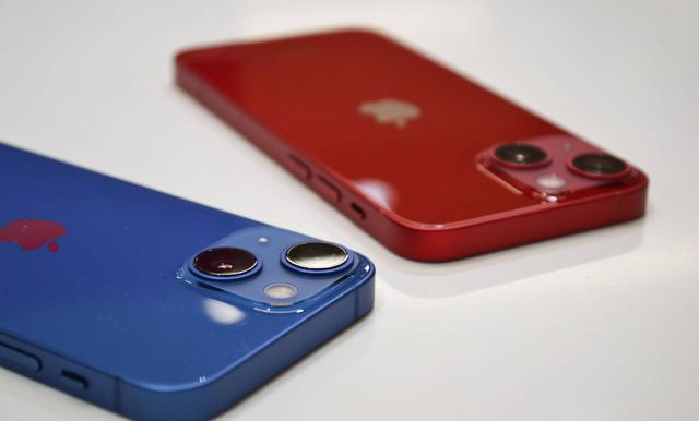 10月手机销量排行榜：苹果、小米表现封神，荣耀化身“守门员” 第4张